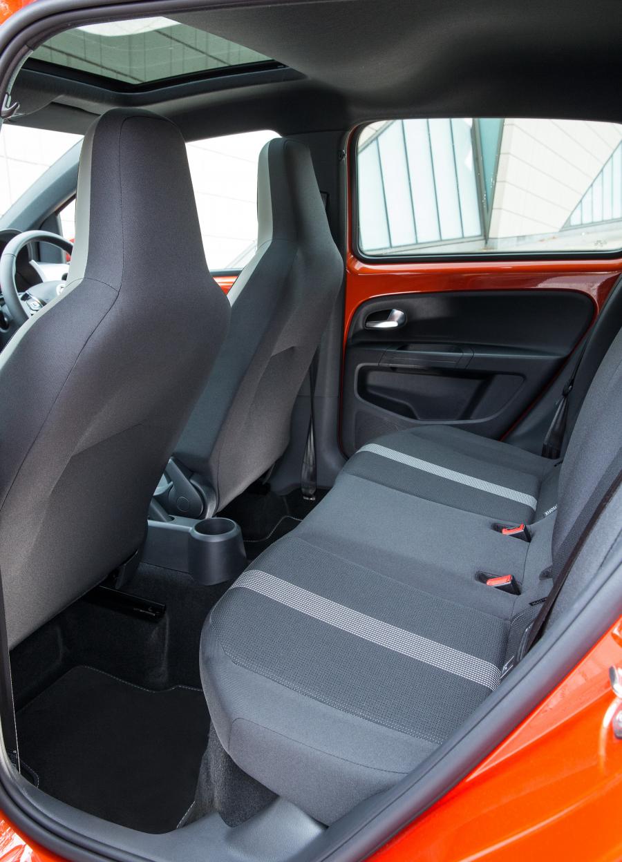 Интерьер Volkswagen High up! 2016 года  (UK) (фото 22 из 23)
